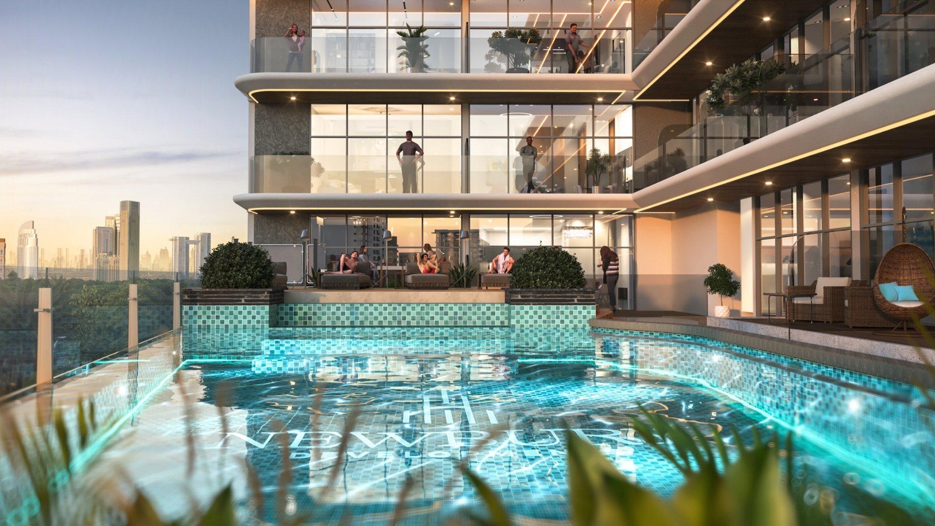 Chapter 01 By Newbury